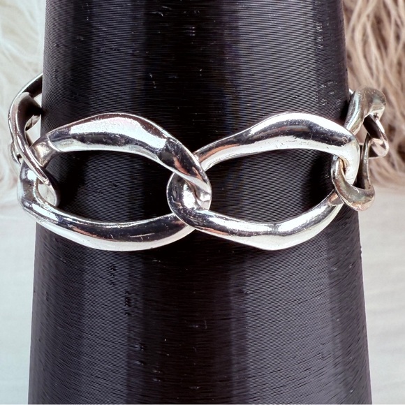 Vintage Silvertone, chunky chain, toggle closure bracelet - Picture 6 of 6